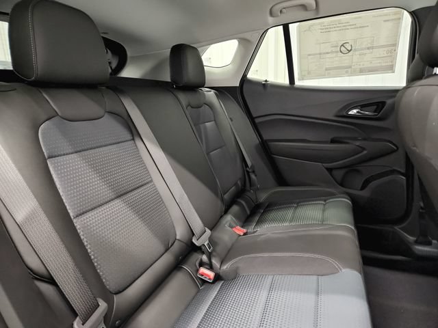 New 2026 Chevrolet Trax LT w/ LT Convenience Package FWD image 35