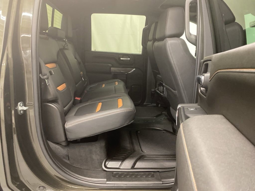Used 2023 GMC Sierra 2500 AT4 w/ AT4 Premium Plus Package image 17