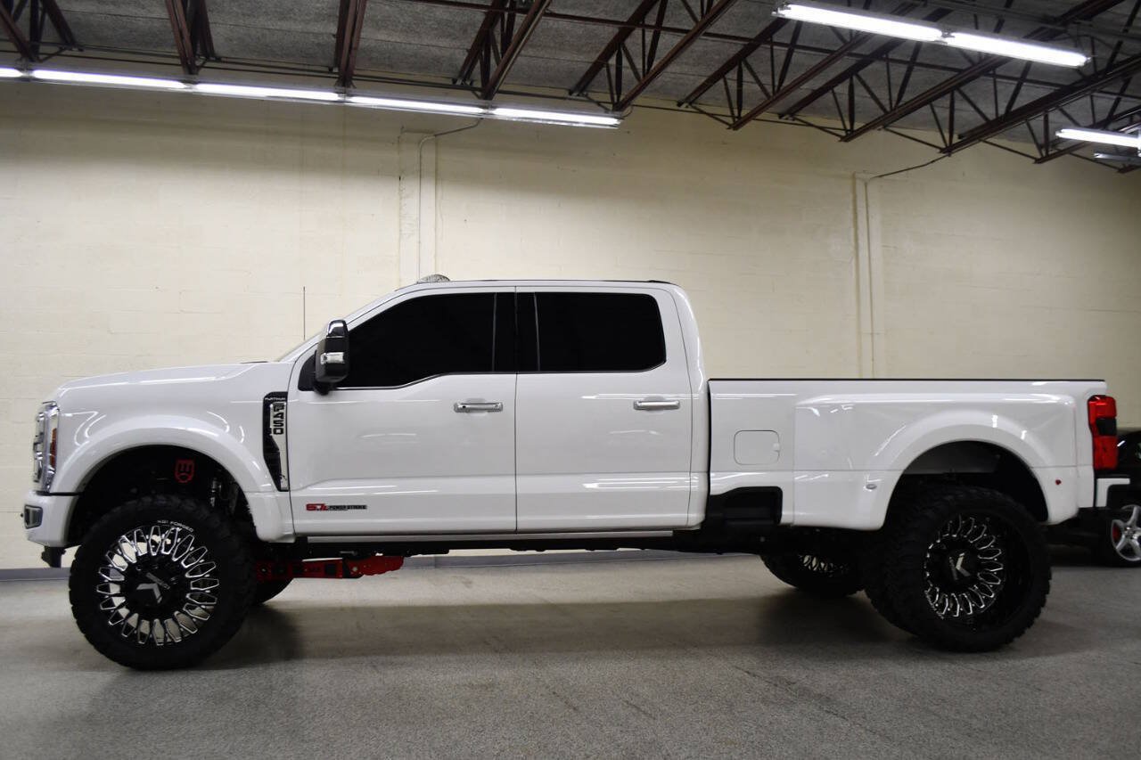 Used 2025 Ford F450 Platinum w/ Platinum Plus Package AWD/4WD image 3