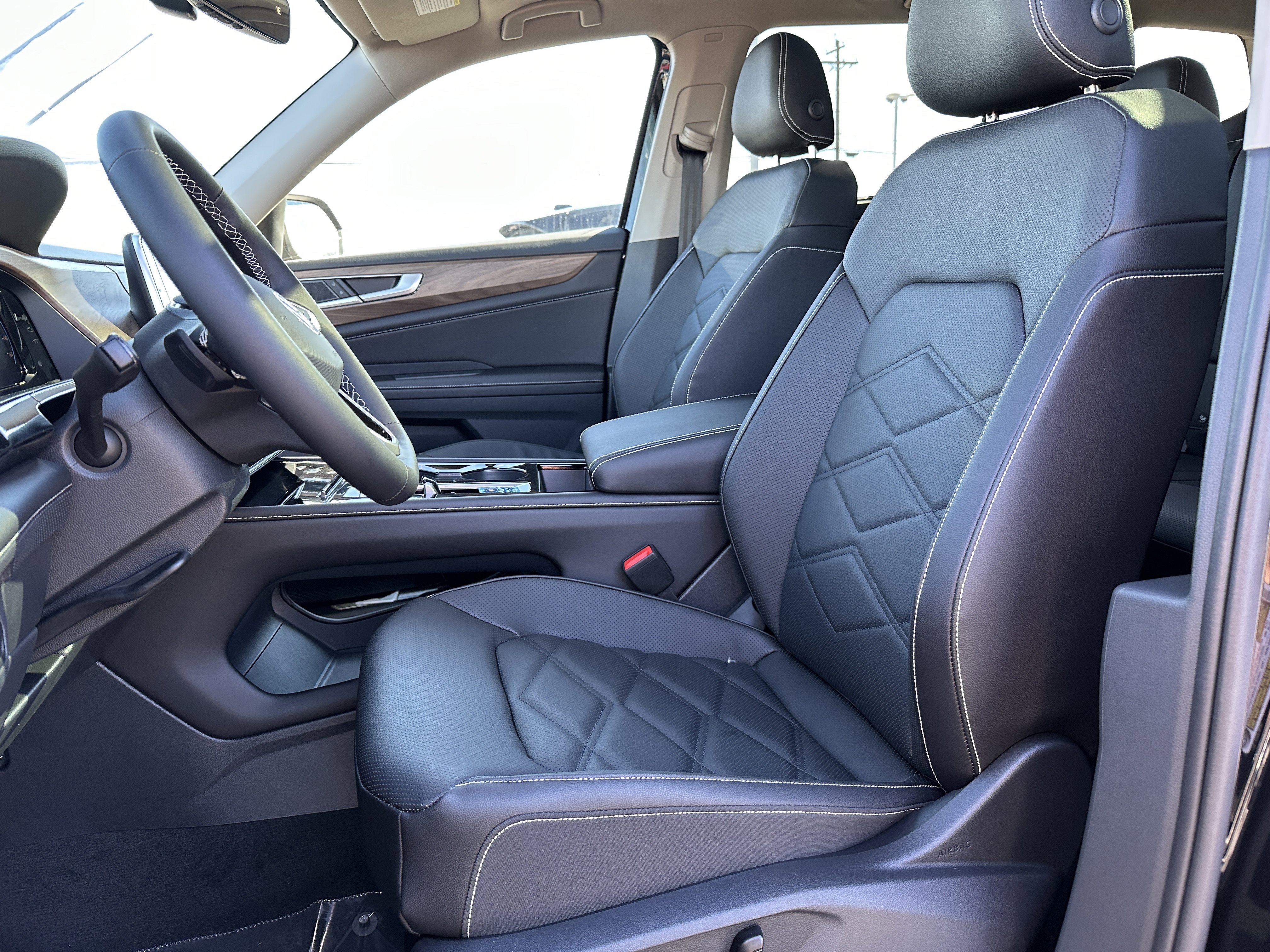 New 2026 Volkswagen Atlas SE image 21