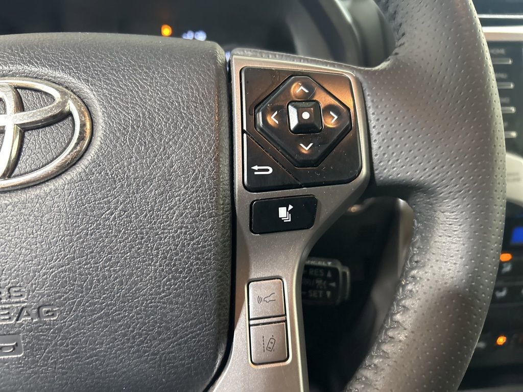 Used 2021 Toyota 4Runner Limited image 25