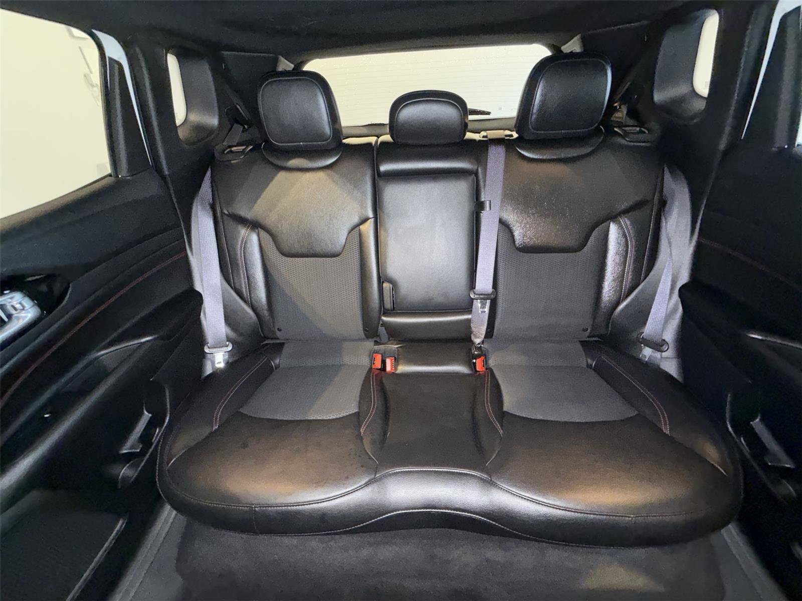 Used 2023 Jeep Compass Trailhawk w/ Sun and Sound Group image 24