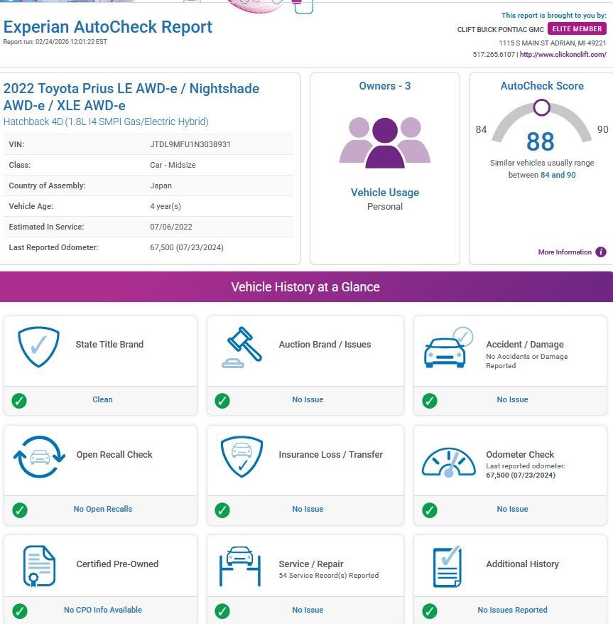 Used 2022 Toyota Prius XLE image 3