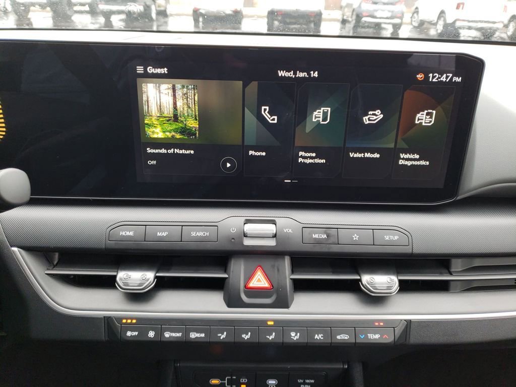 New 2025 Kia K4 LXS image 18