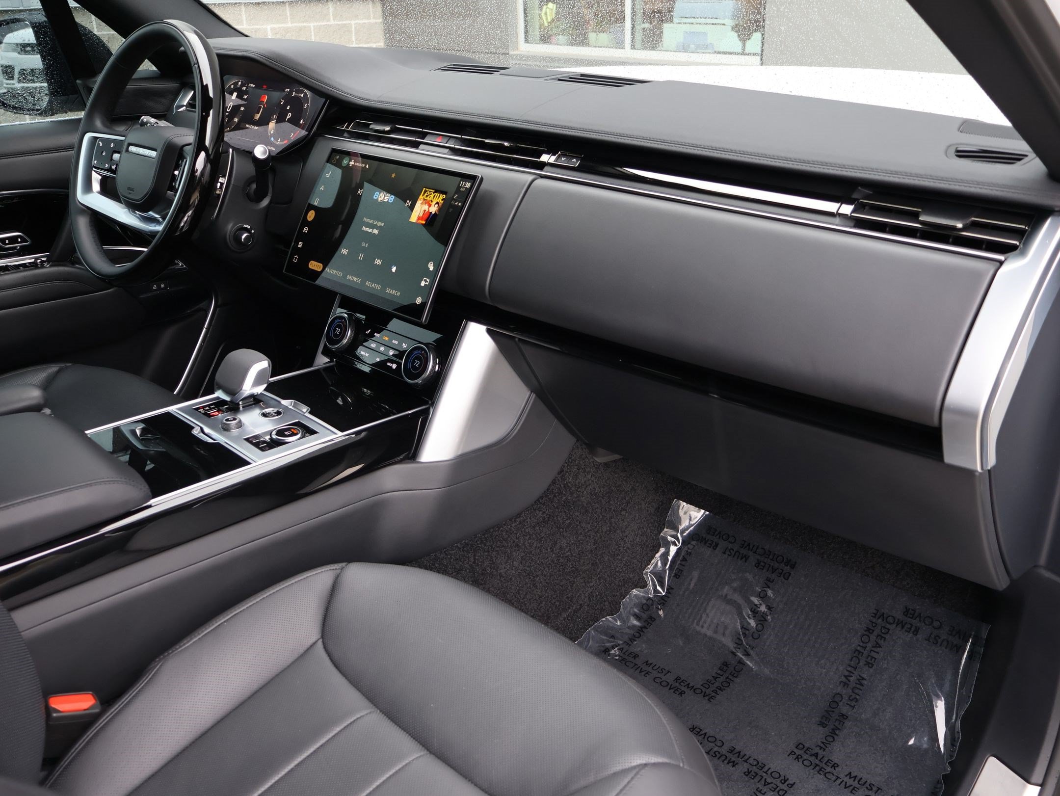 Certified 2023 Land Rover Range Rover SE AWD/4WD image 34