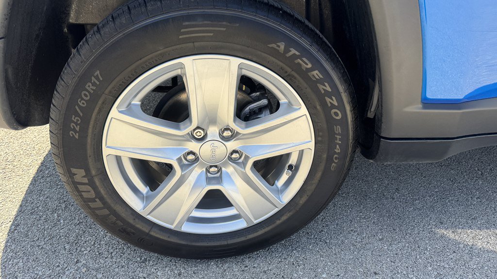 Used 2022 Jeep Compass Latitude AWD/4WD image 13