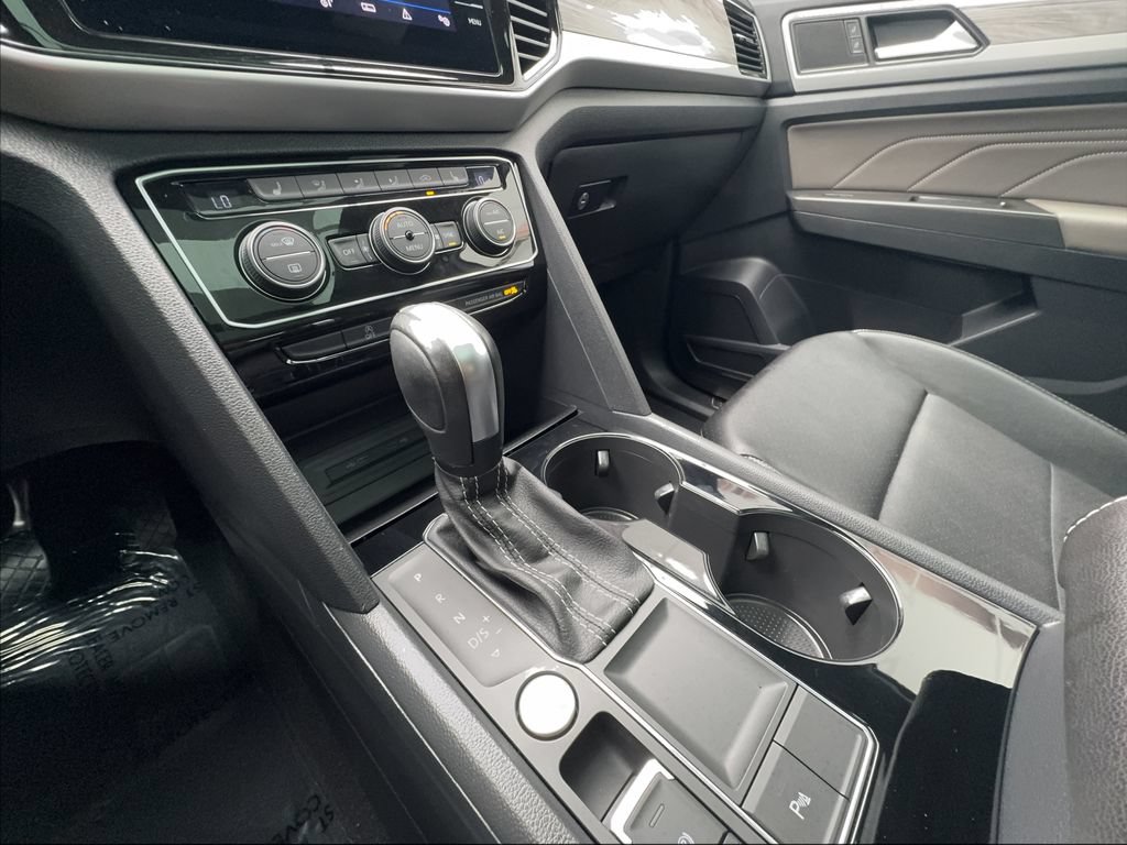 Used 2023 Volkswagen Atlas Cross Sport SE w/ Panoramic Sunroof Package FWD image 50