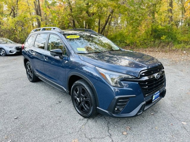 Used 2023 Subaru Ascent Onyx Edition Limited image 3