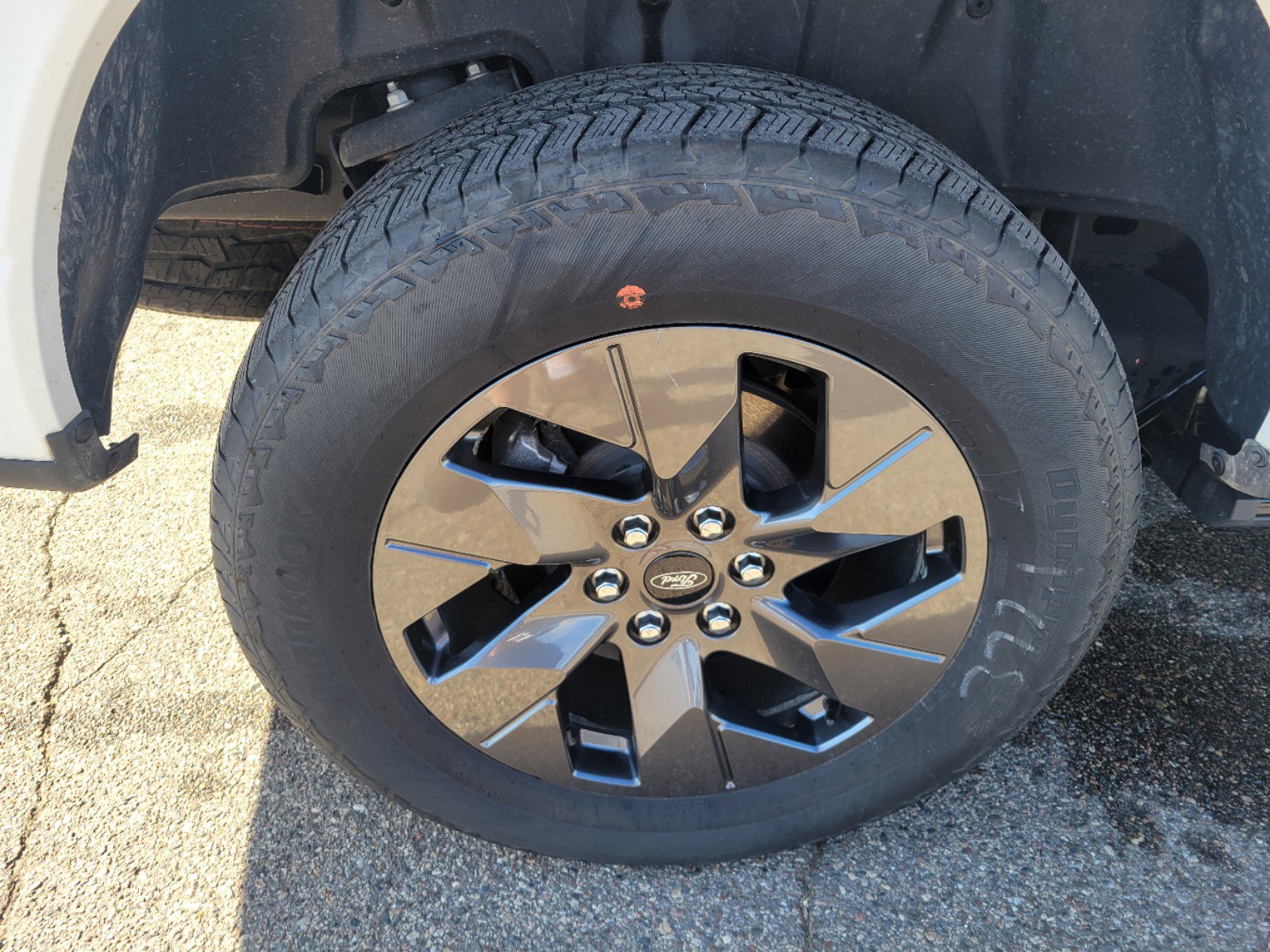 New 2023 Ford F150 Lightning Lariat w/ Equipment Group 511A High image 14