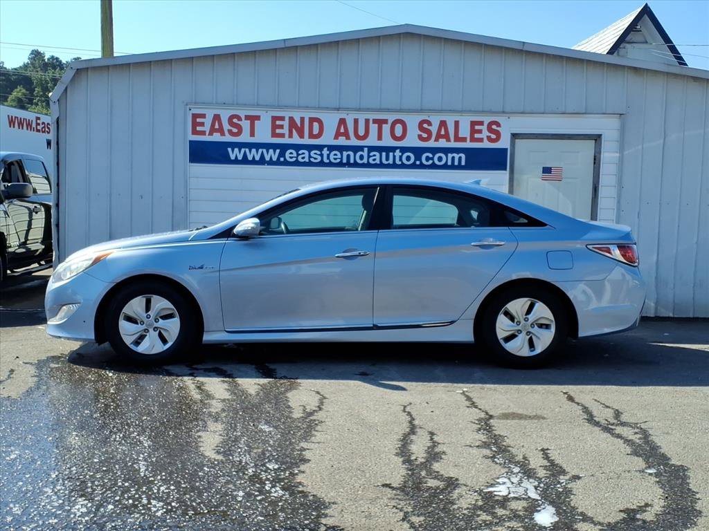 Used 2013 Hyundai Sonata Hybrid image 2