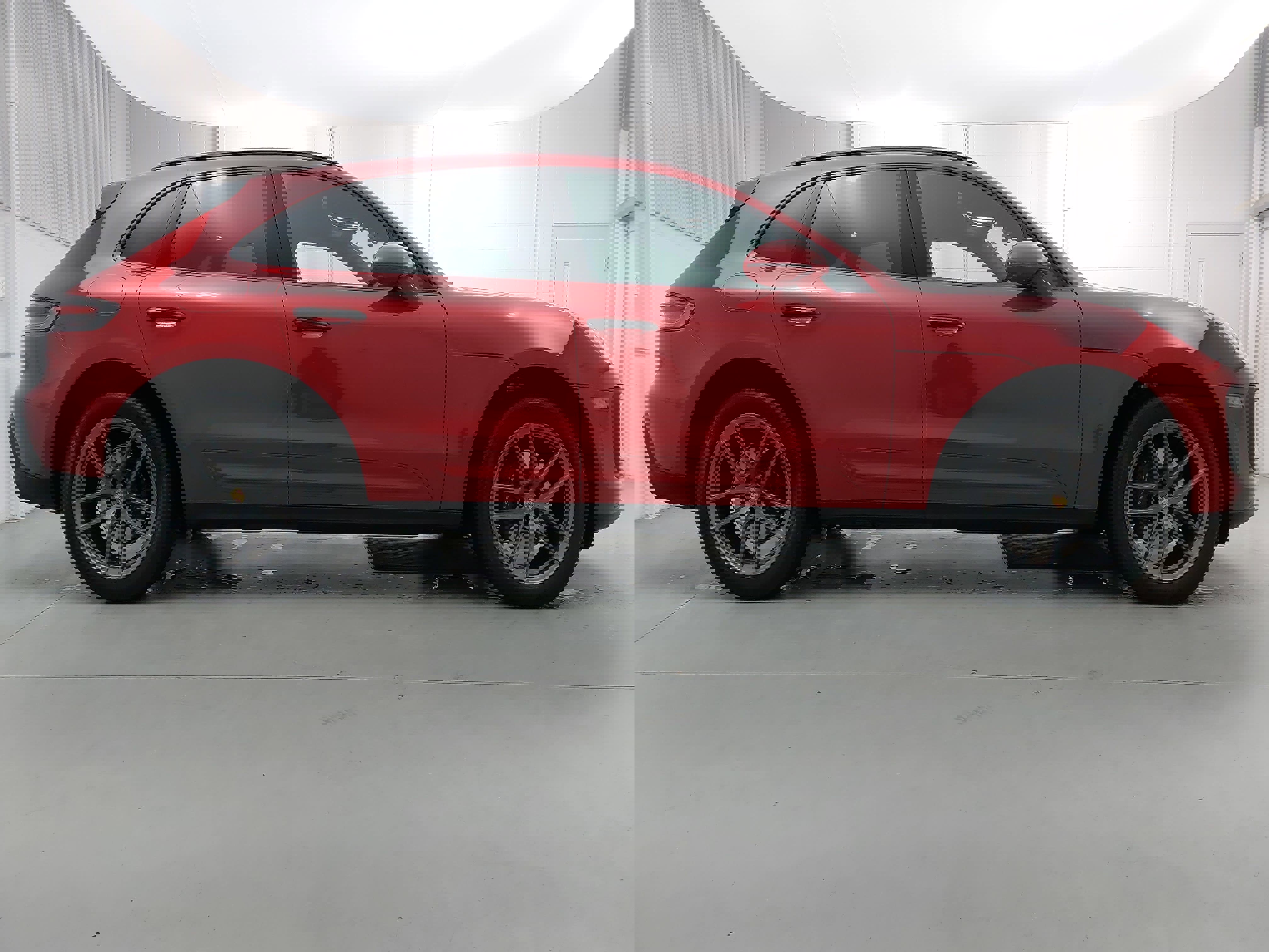 Certified 2025 Porsche Macan image 8