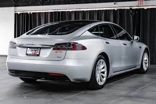 Used 2018 Tesla Model S 75D image 11