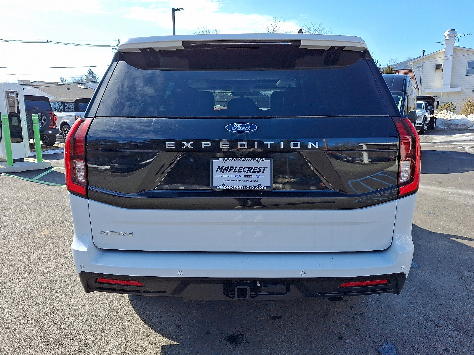 Certified 2025 Ford Expedition Active image 6