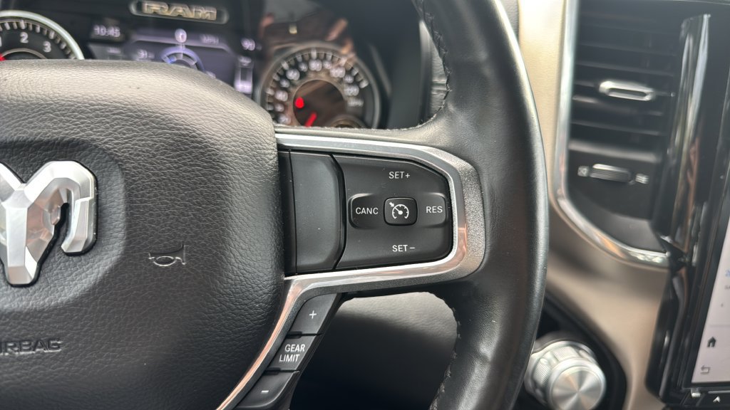 Used 2019 RAM 1500 Laramie w/ Sport Appearance Package AWD/4WD image 19