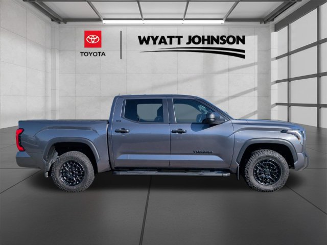 Used 2025 Toyota Tundra SR5 AWD/4WD image 16
