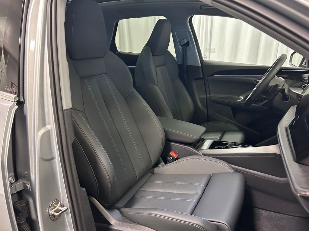 Used 2025 Audi Q5 Premium Plus w/ Premium Plus AWD/4WD image 21