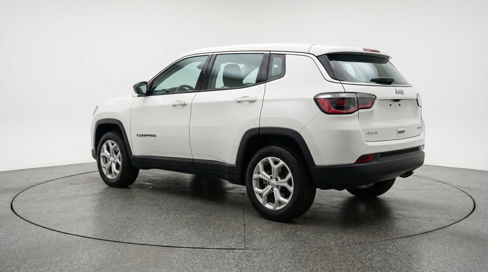 Used 2025 Jeep Compass Latitude image 6