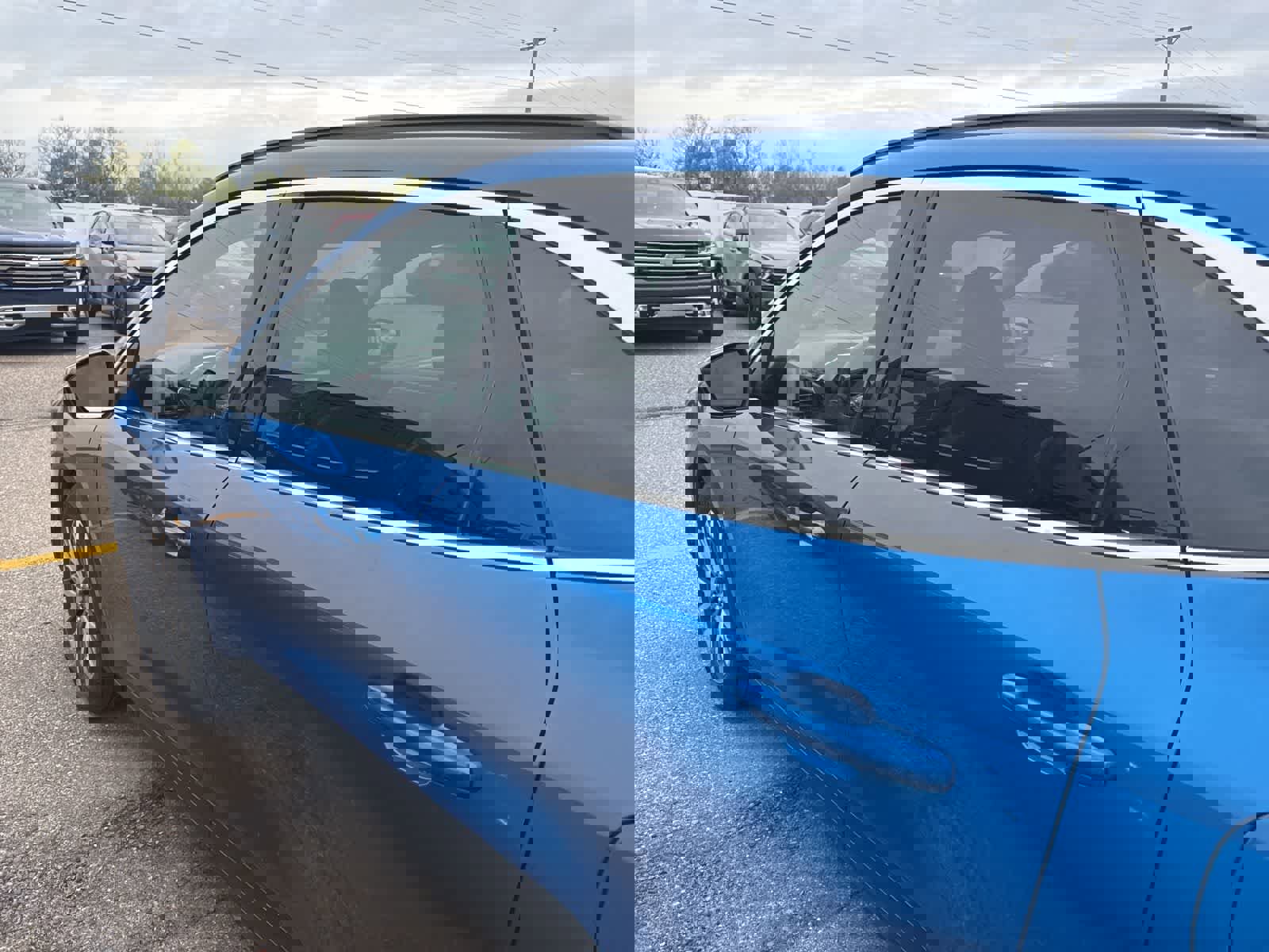 Used 2021 Ford Escape Titanium FWD image 16