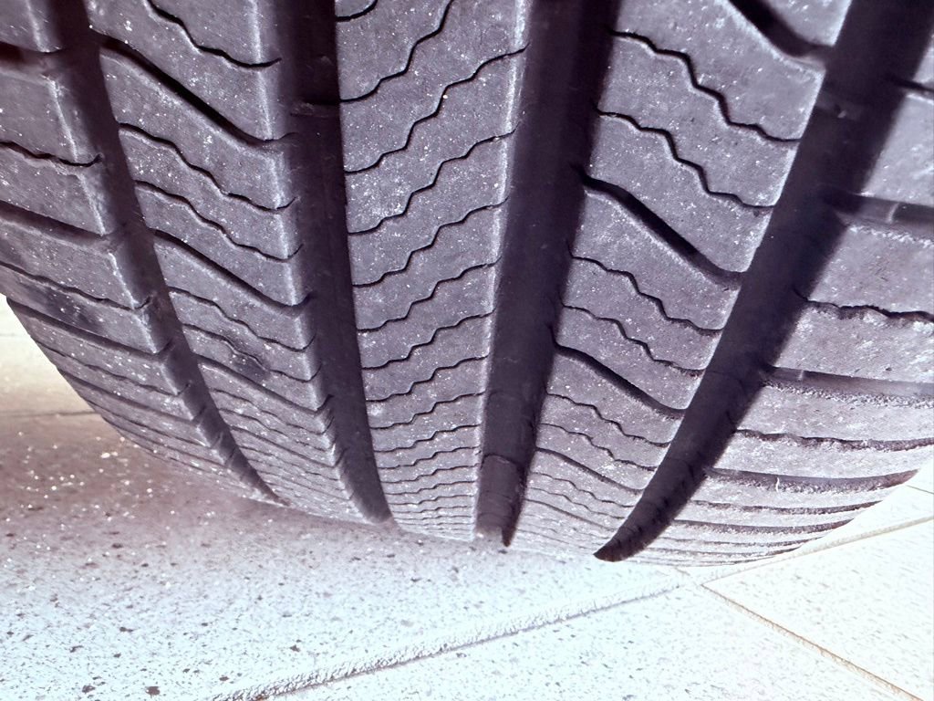 Used 2019 Tesla Model 3 Long Range image 16