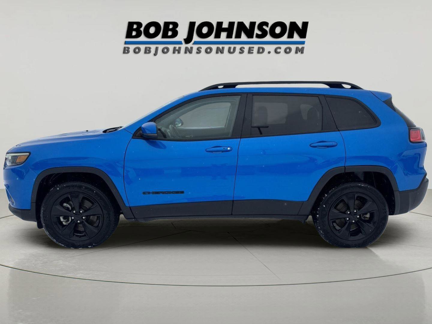 Used 2021 Jeep Cherokee Latitude Plus AWD/4WD image 4