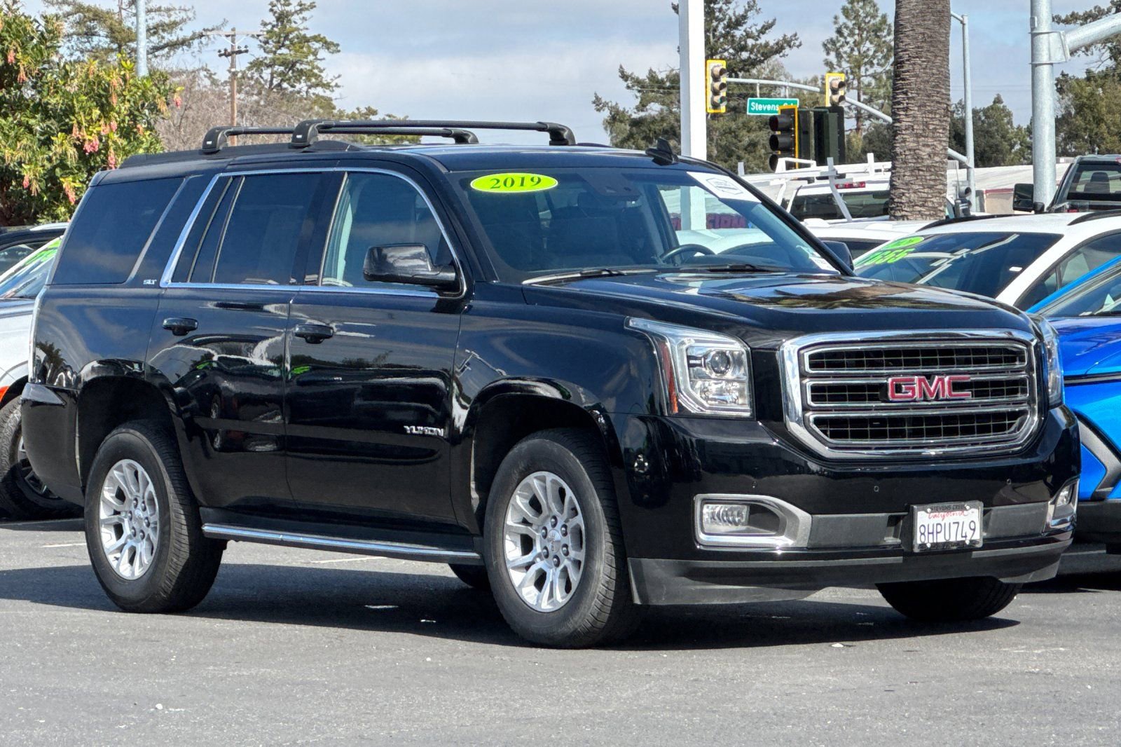 Used 2019 GMC Yukon SLT image 2