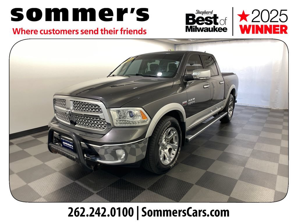 Used 2016 RAM 1500 Laramie w/ Convenience Group AWD/4WD image 2