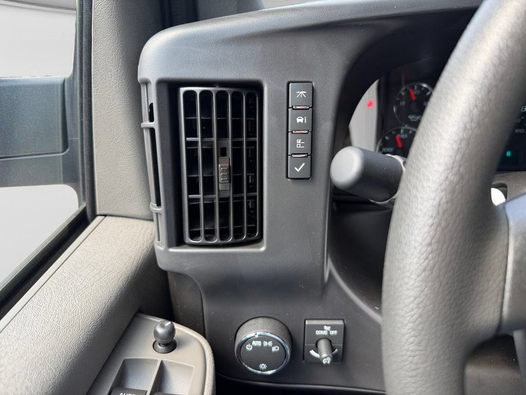 New 2026 GMC Savana 2500 w/ Driver Convenience Package RWD image 26