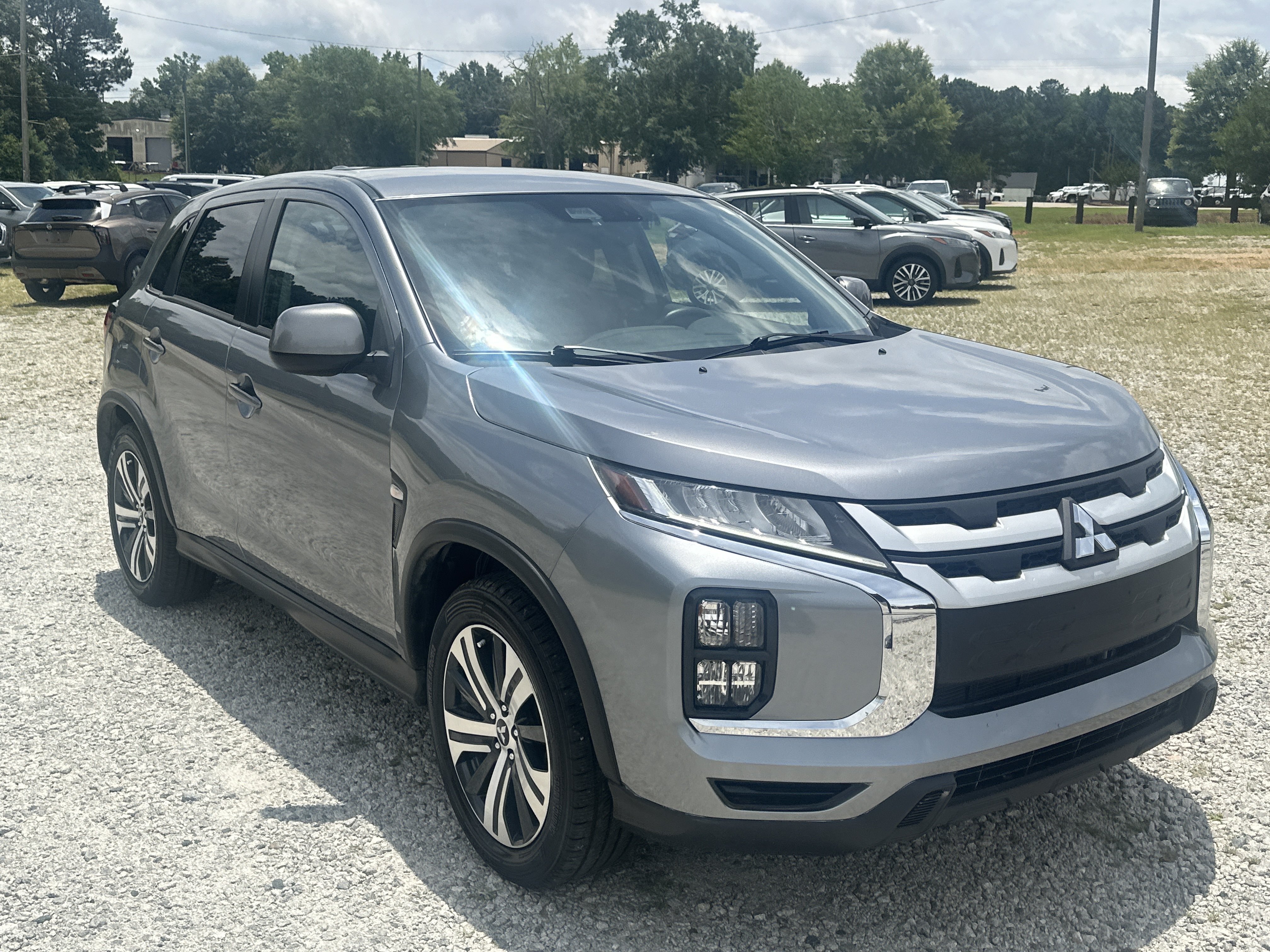 Used 2024 Mitsubishi Outlander Sport ES AWD/4WD image 3