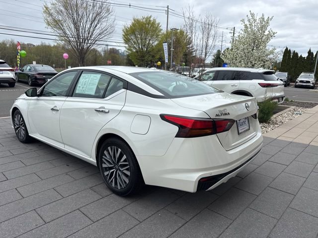 Used 2024 Nissan Altima 2.5 SV image 6