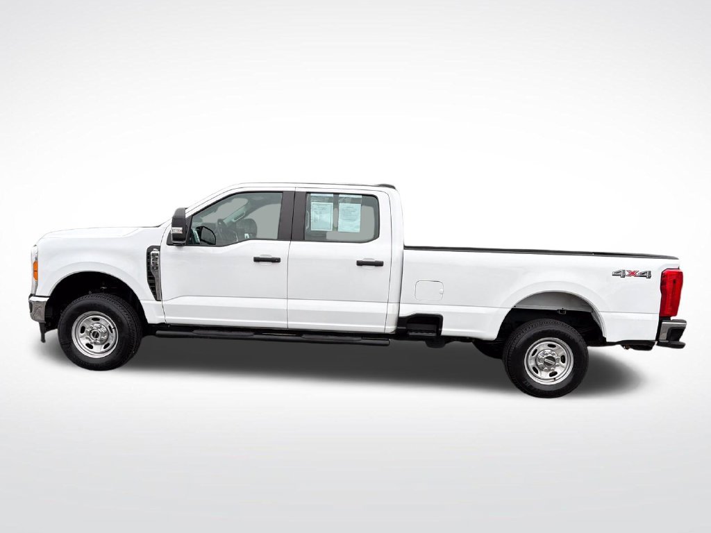 Used 2023 Ford F250 XL w/ XL Chrome Package AWD/4WD image 2