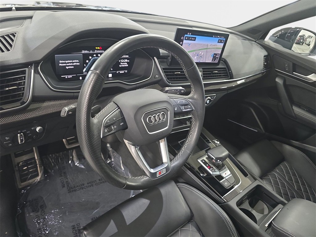 Used 2024 Audi SQ5 Prestige w/ Prestige Package image 16