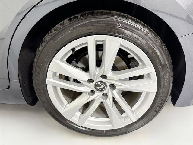 Certified 2023 Lexus IS 300 w/ Comfort Package RWD image 31