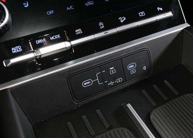 Used 2024 Hyundai Santa Fe XRT image 19