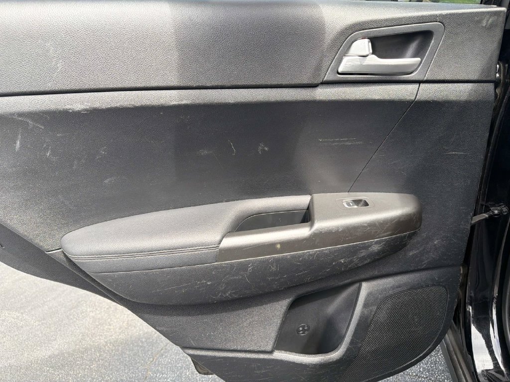 Used 2019 Kia Sportage LX FWD image 34