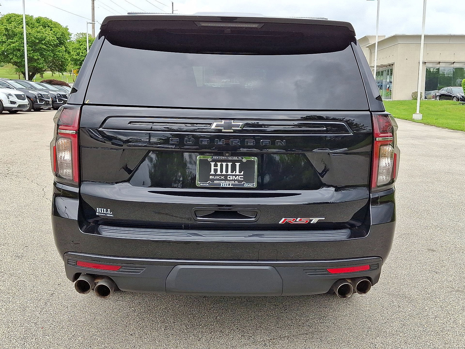 Certified 2023 Chevrolet Suburban RST w/ Sport Performance Package AWD/4WD image 23