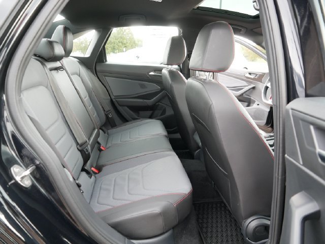 Certified 2025 Volkswagen Jetta GLI Autobahn FWD image 19
