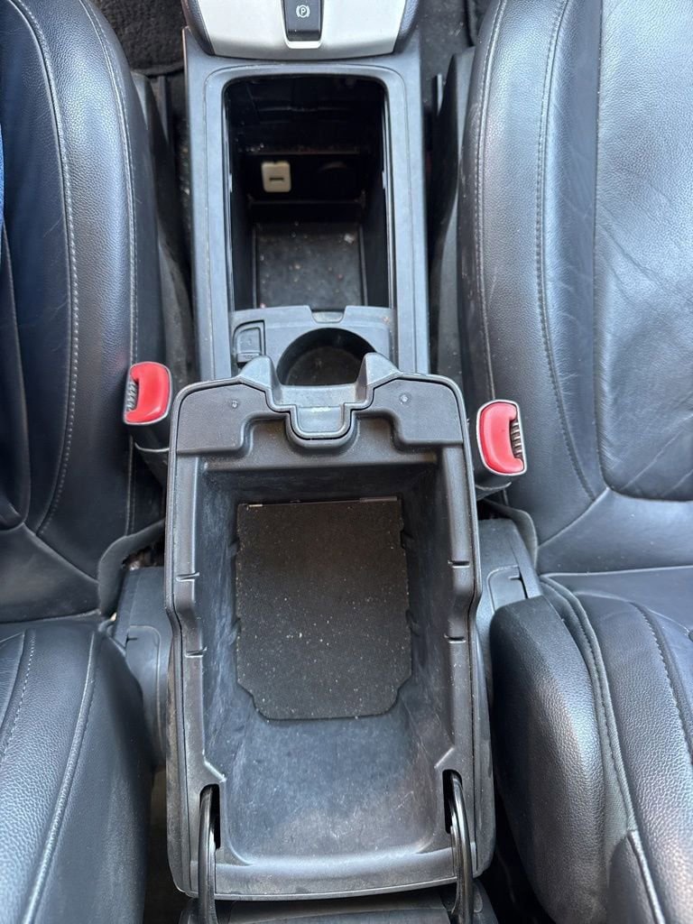 Used 2014 Chevrolet Captiva Sport LT w/ Convenience Package image 34