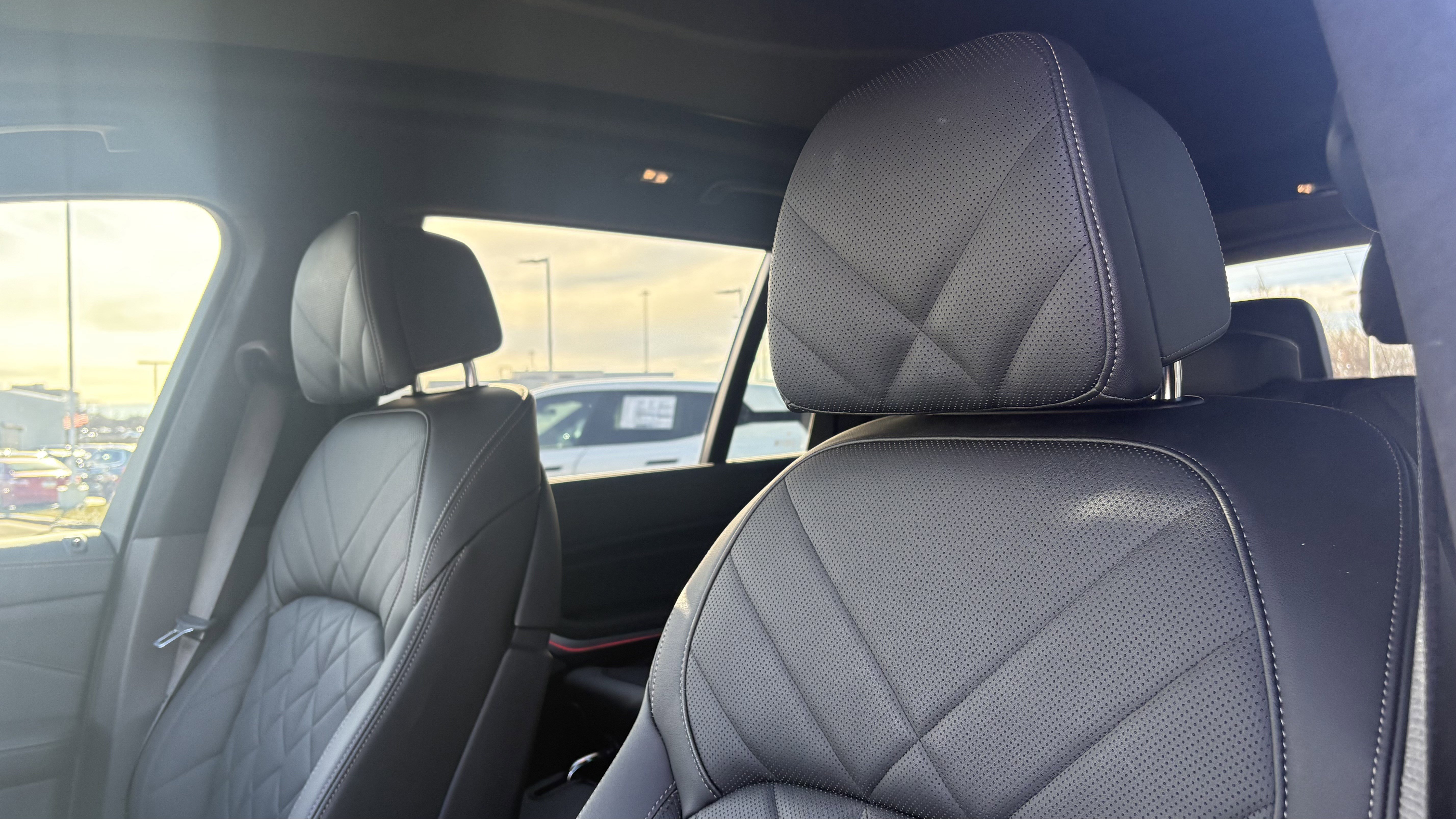 Used 2024 BMW X7 xDrive40i w/ M Sport Package image 18