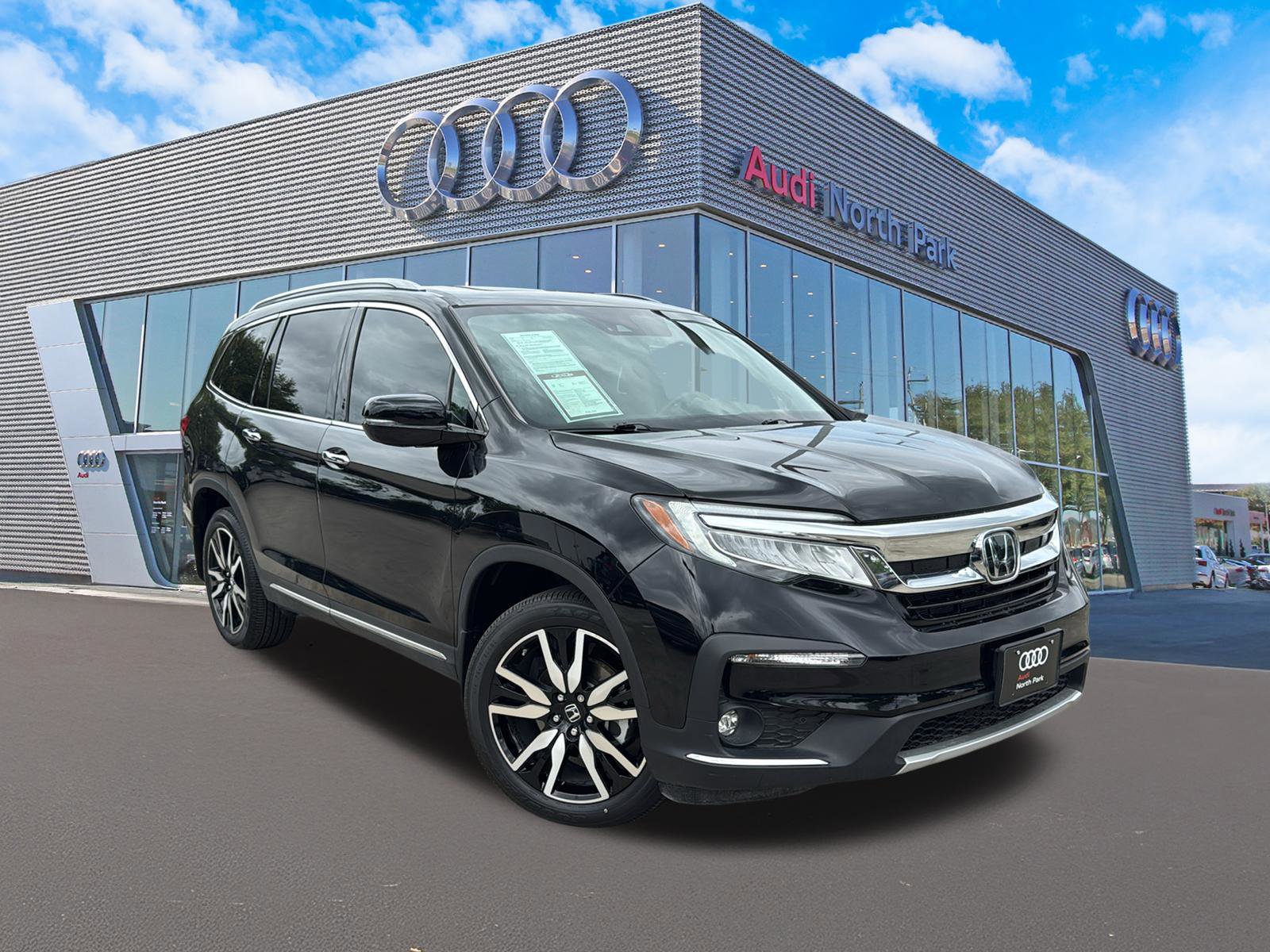 Used 2022 Honda Pilot Elite image 1