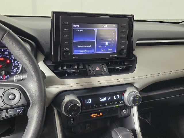 Used 2021 Toyota RAV4 XLE Premium FWD image 29