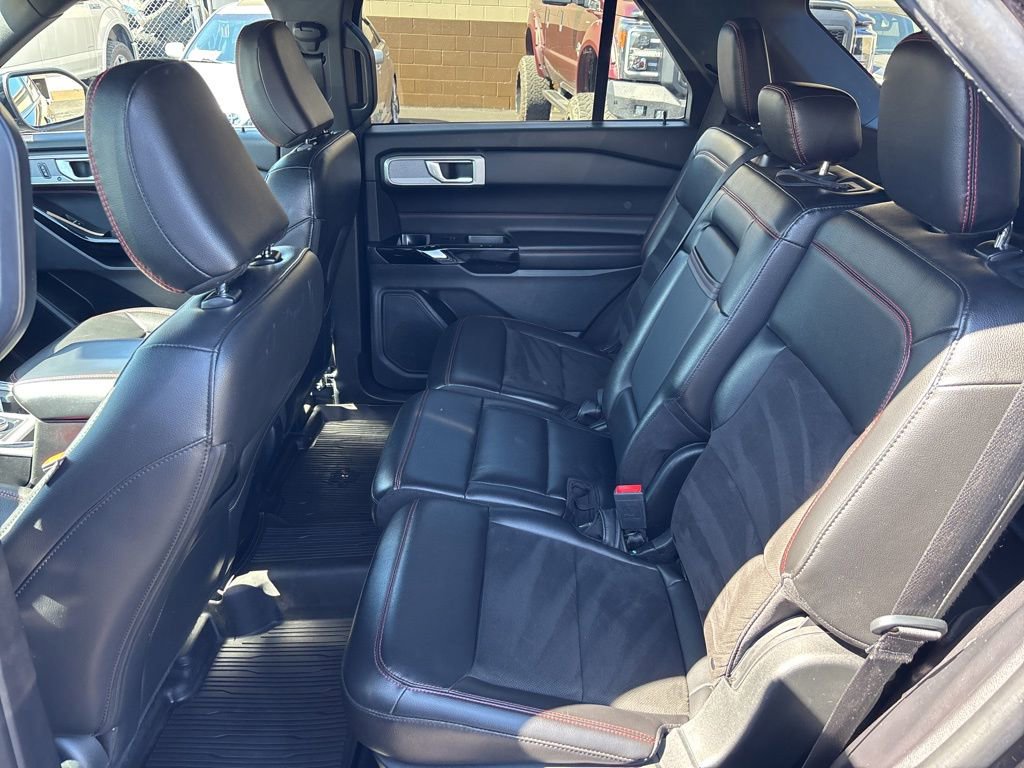 Used 2022 Ford Explorer ST-Line AWD/4WD image 27
