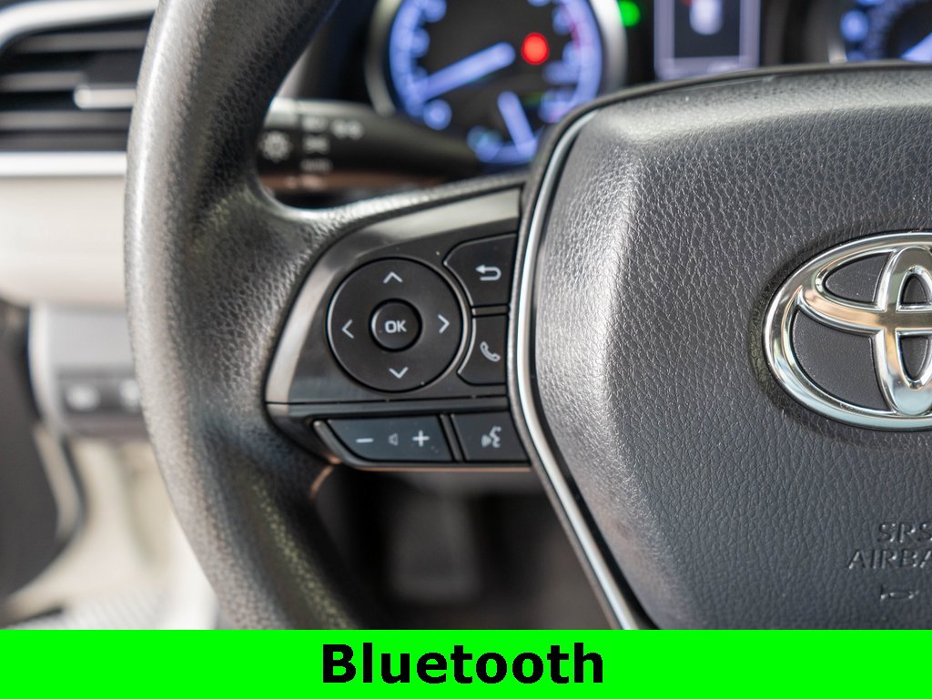 Used 2018 Toyota Camry LE w/ Moonroof Package image 16