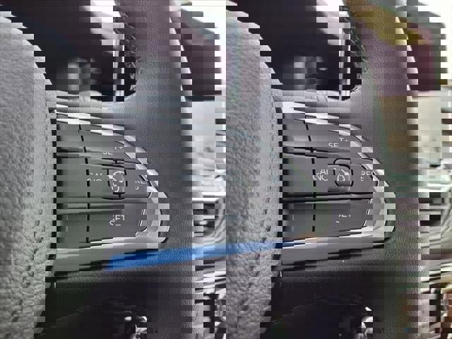 New 2026 Jeep Compass Latitude w/ Sun and Sound Group image 43