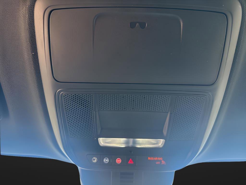 Used 2025 Buick Enclave Preferred image 27