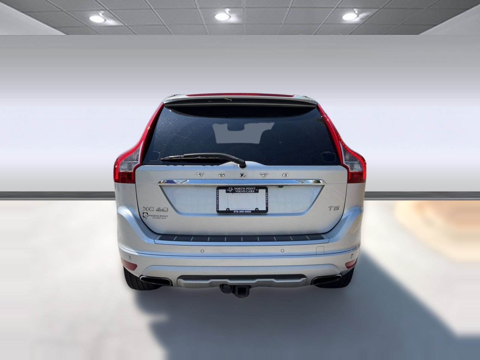 Used 2017 Volvo XC60 T5 Dynamic w/ Preferred Option Package FWD image 10