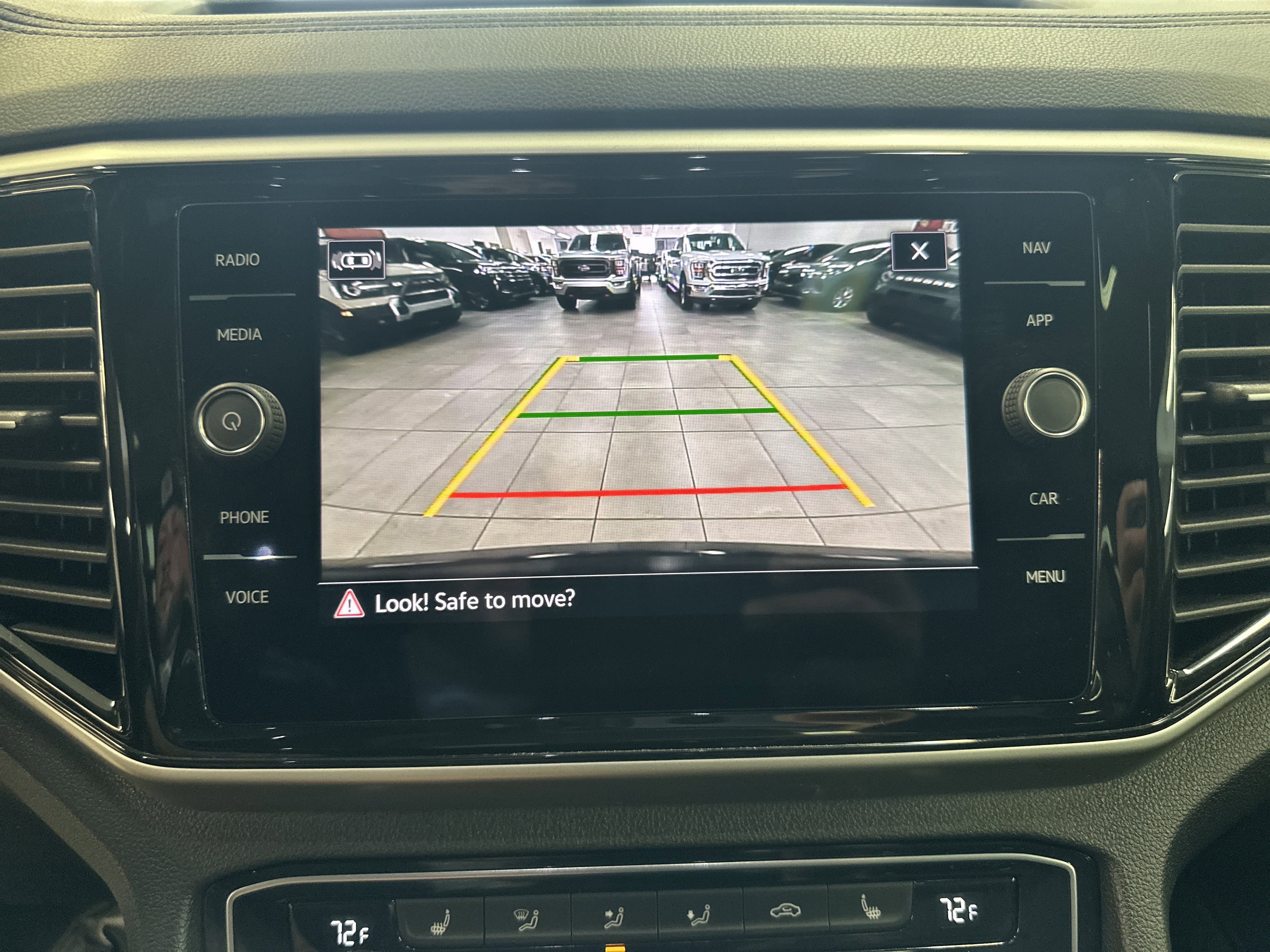 Used 2023 Volkswagen Atlas Cross Sport SEL image 34