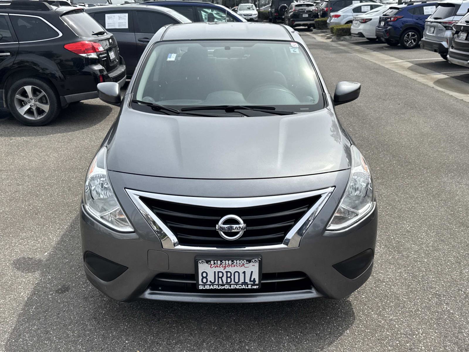 Used 2019 Nissan Versa SV FWD image 2