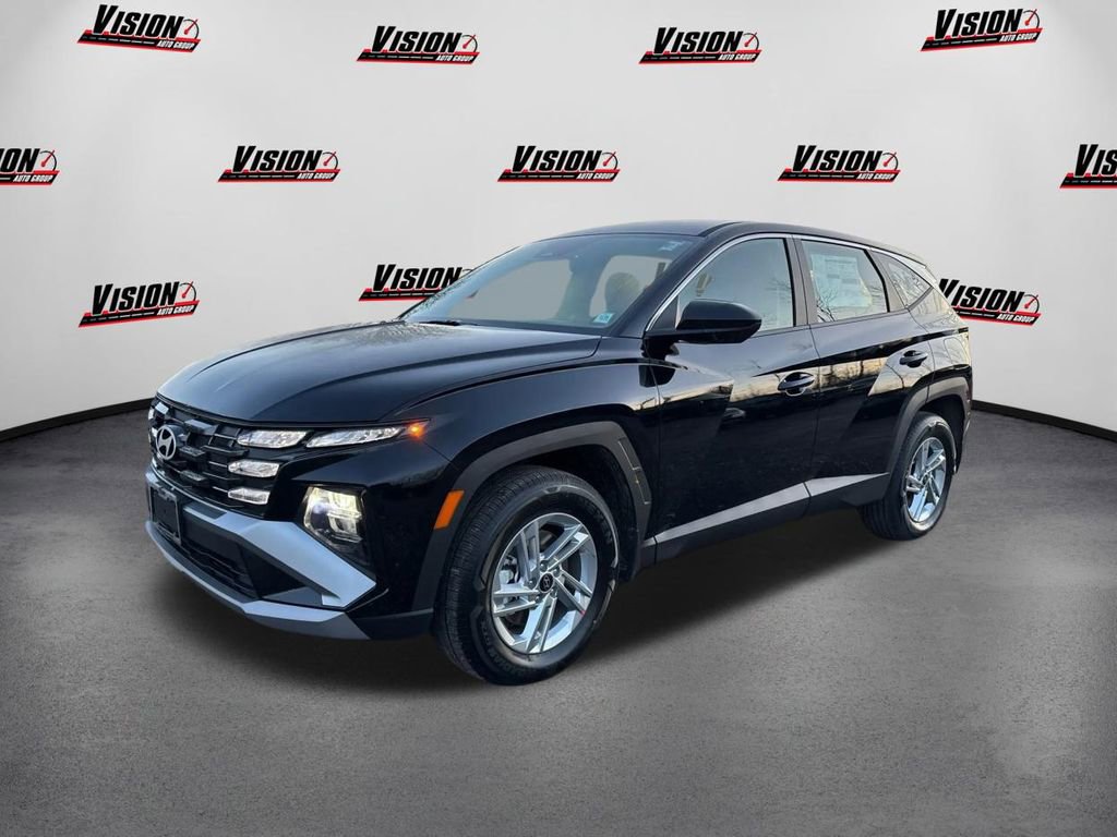 New 2026 Hyundai Tucson SE image 1