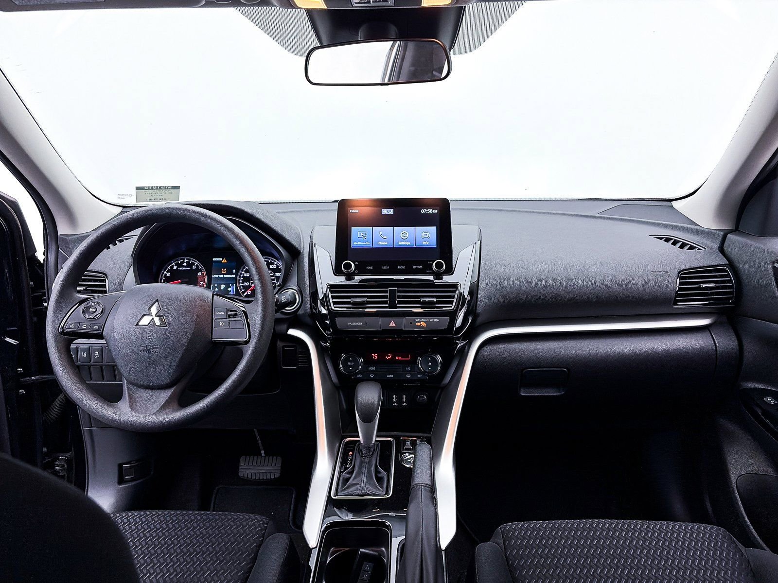 New 2025 Mitsubishi Eclipse Cross LE image 17