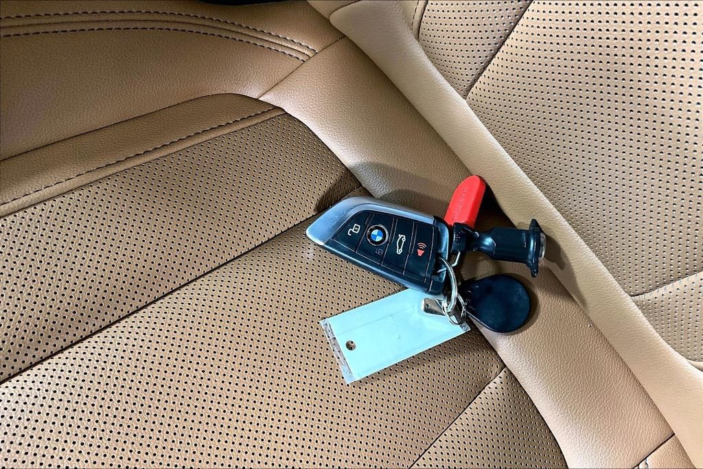 Used 2022 BMW X3 sDrive30i w/ Premium Package 2 (ZPA) image 10